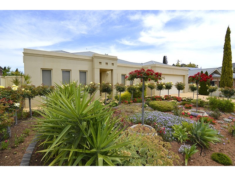 8 Tarrango Drive, Mildura VIC 3500