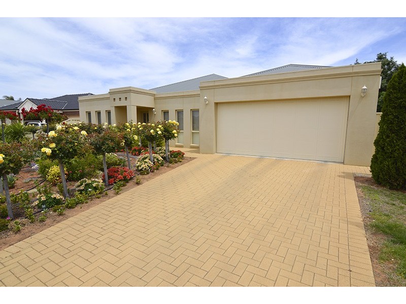 8 Tarrango Drive, Mildura VIC 3500