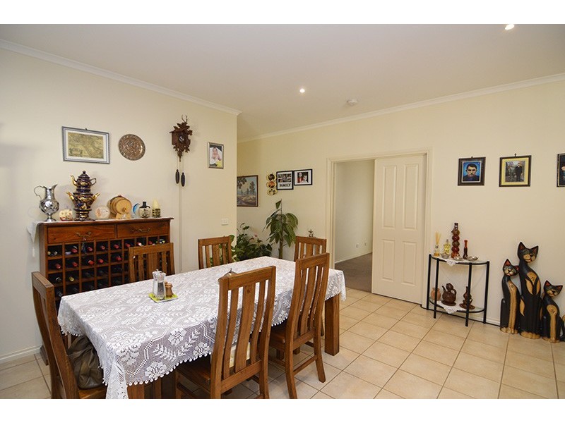8 Tarrango Drive, Mildura VIC 3500