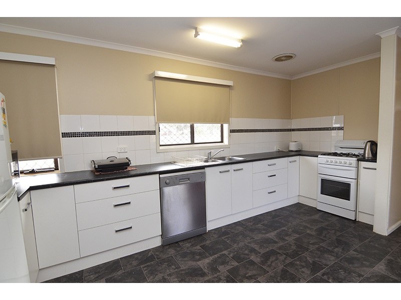 29 Matong Street, Dareton NSW 2717