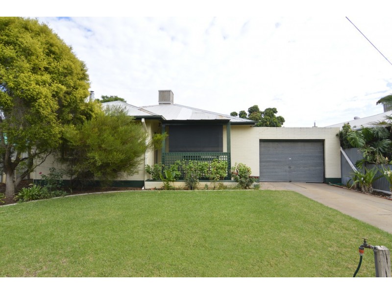 11 Mimosa Avenue, Mildura VIC 3500