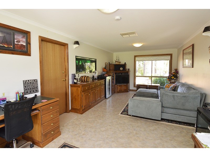 357 Paschendale Avenue, Merbein West VIC 3505