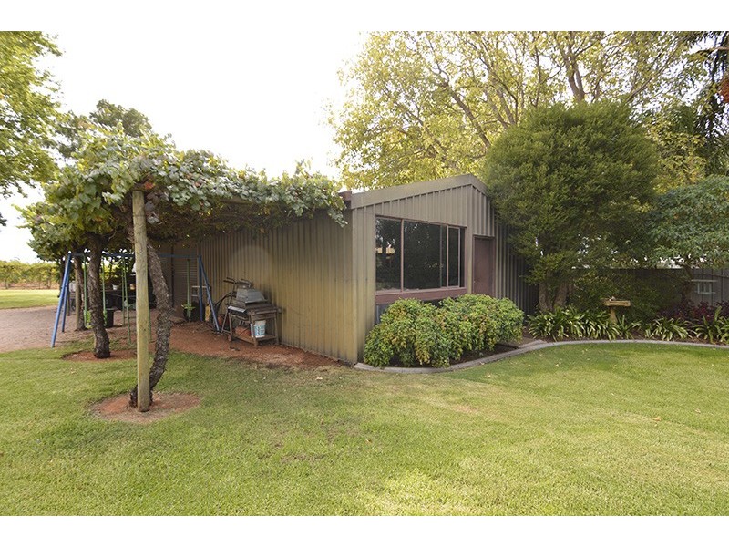 108 Wood Street, Gol Gol NSW 2738