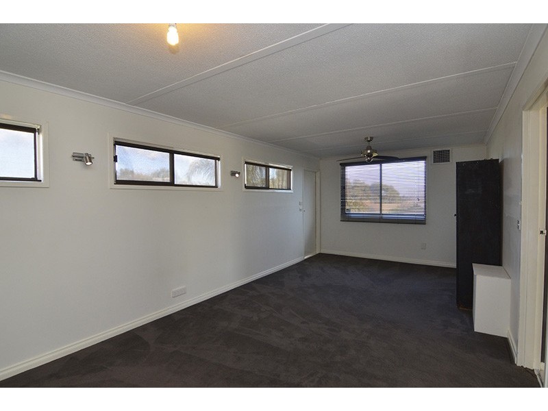 29 Campbell Grove, Mildura VIC 3500