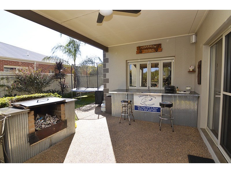 2 Desert Lily Court, Mildura VIC 3500