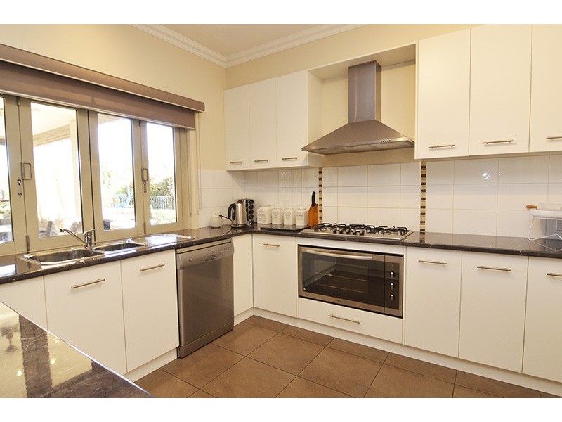 2 Desert Lily Court, Mildura VIC 3500