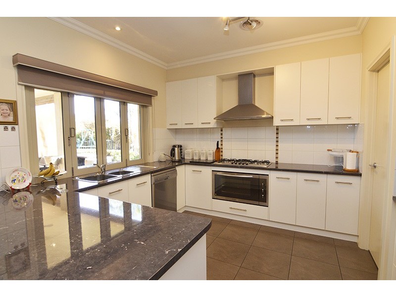 2 Desert Lily Court, Mildura VIC 3500