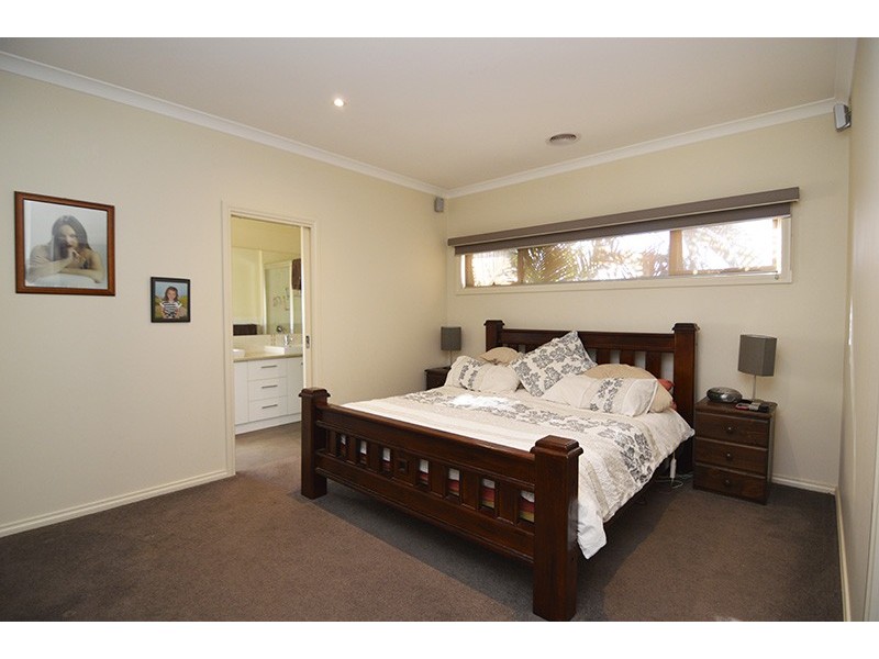 2 Desert Lily Court, Mildura VIC 3500