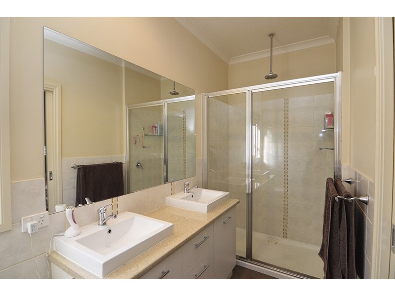 2 Desert Lily Court, Mildura VIC 3500