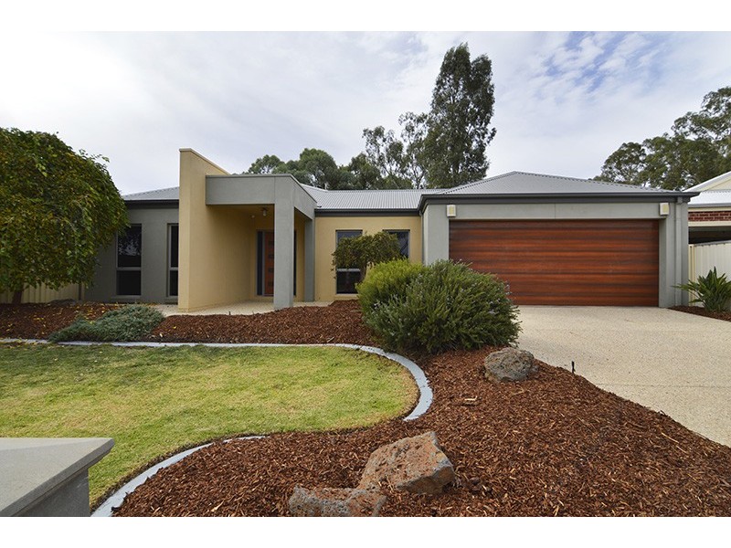 14 Leichhardt Drive, Mildura VIC 3500