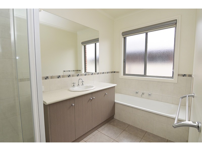 14 Leichhardt Drive, Mildura VIC 3500