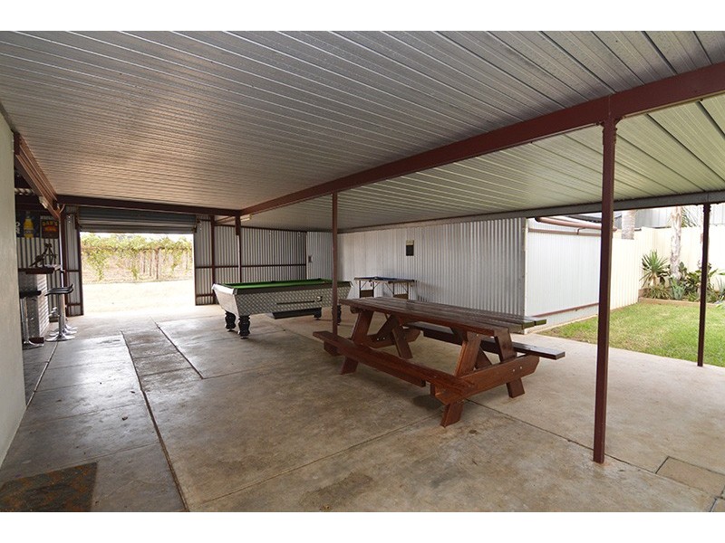 69 Cowanna Avenue South, Merbein South VIC 3505