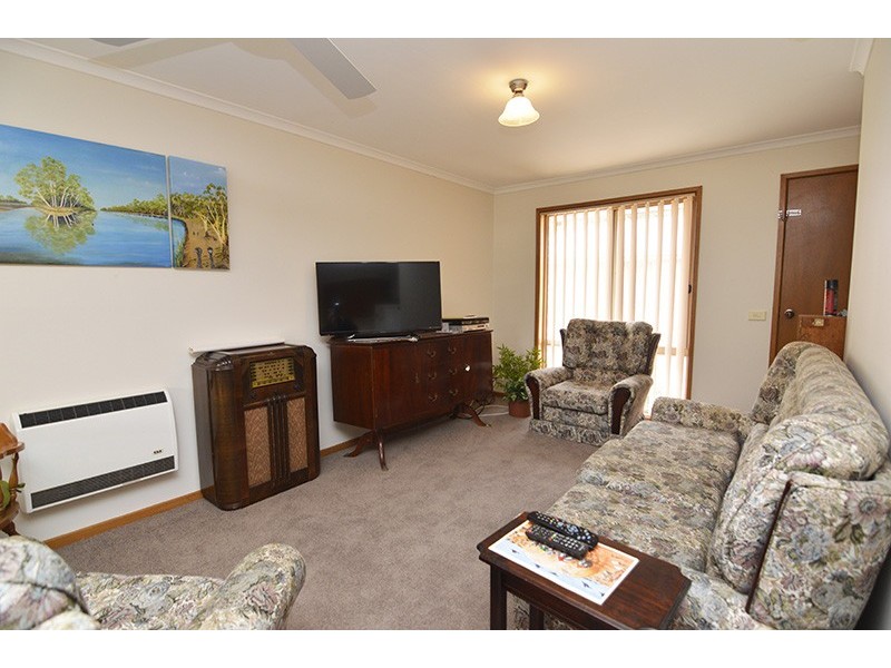 9/221-223 Adams Street, Wentworth NSW 2648