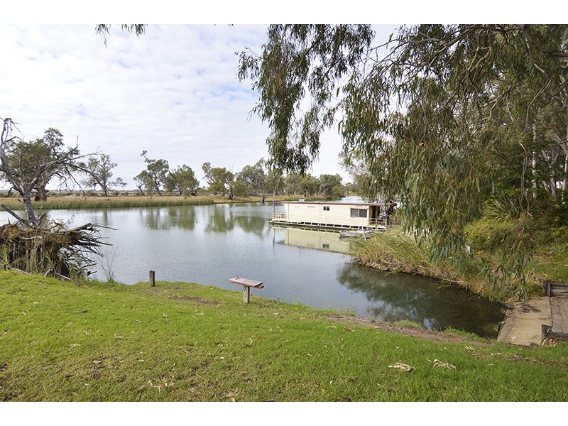 9/221-223 Adams Street, Wentworth NSW 2648