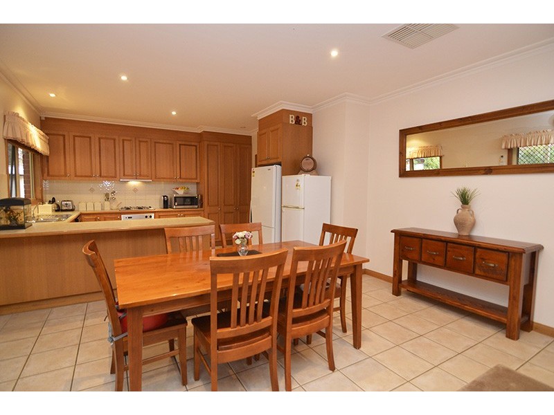 927 Fifteenth Street and Cambridge Terrace, Mildura VIC 3500