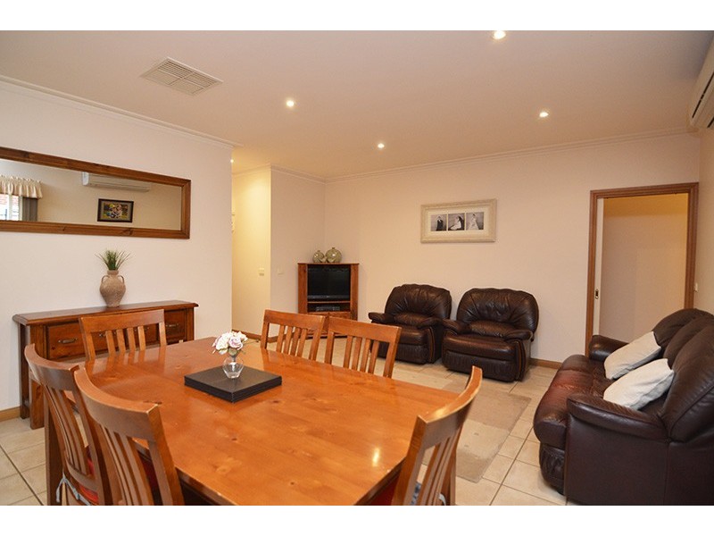 927 Fifteenth Street and Cambridge Terrace, Mildura VIC 3500