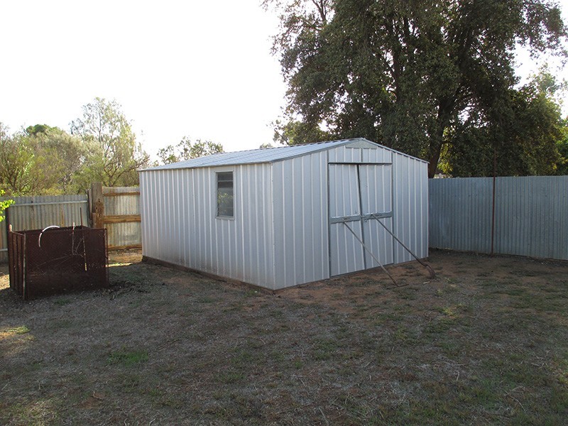 12 Martin Avenue, Ouyen VIC 3490