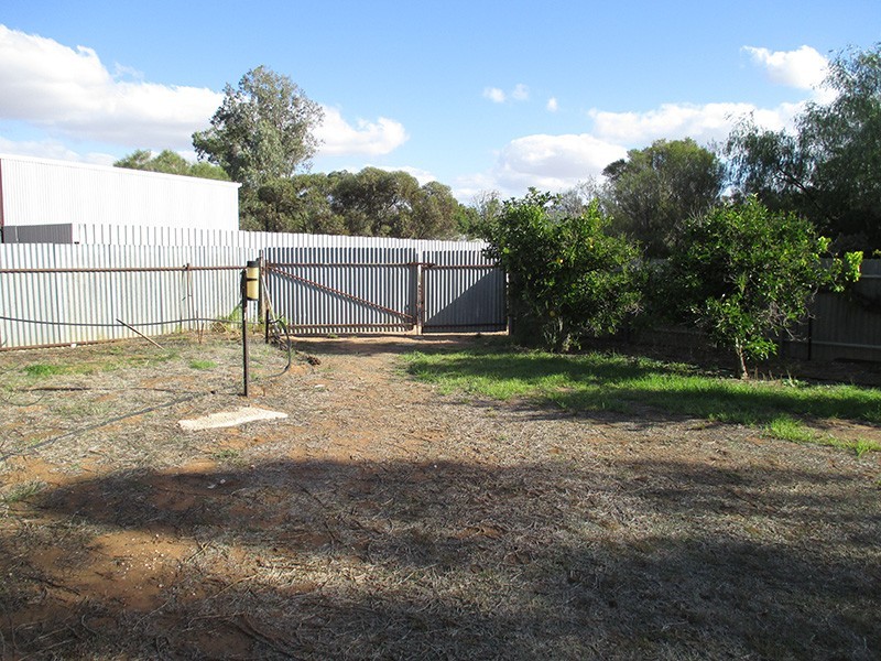 12 Martin Avenue, Ouyen VIC 3490