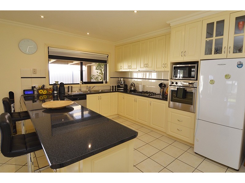 40 Belleview Drive, Irymple VIC 3498