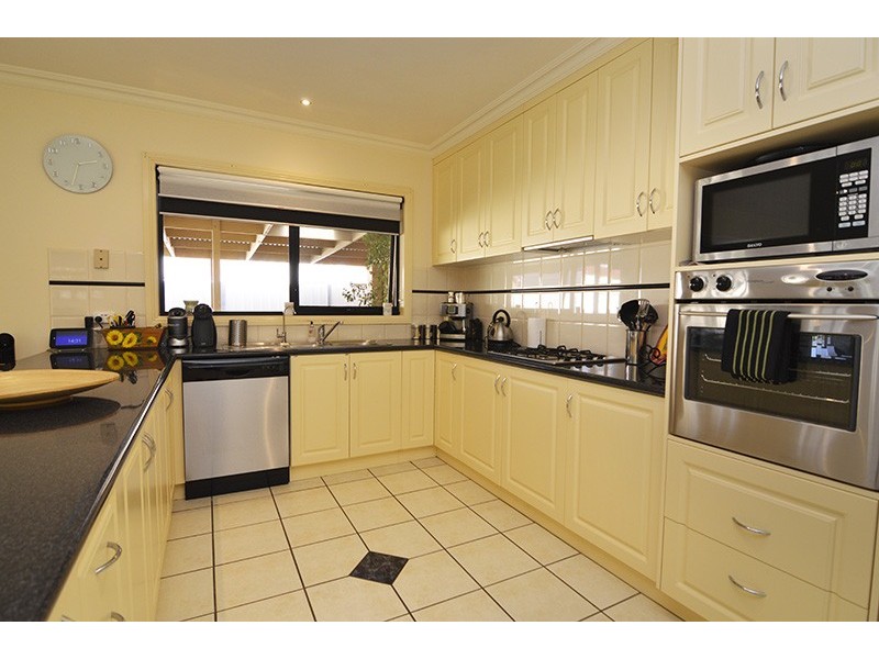 40 Belleview Drive, Irymple VIC 3498