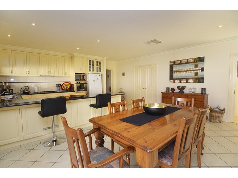 40 Belleview Drive, Irymple VIC 3498