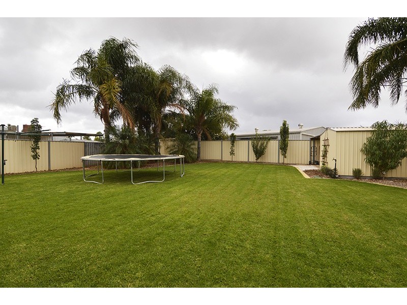 40 Belleview Drive, Irymple VIC 3498