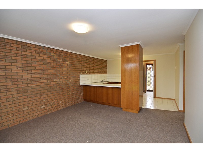 2/290 San Mateo Avenue, Mildura VIC 3500