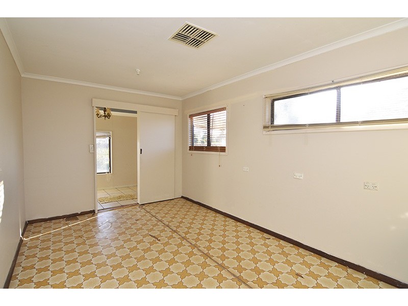 2 Lachlan Parade, Red Cliffs VIC 3496