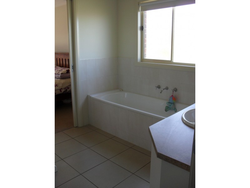 10 Madison Close, Mildura VIC 3500