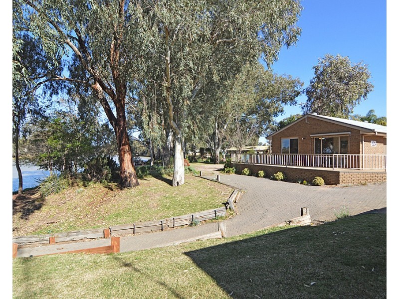 6/221-223 Adams Street, Wentworth NSW 2648