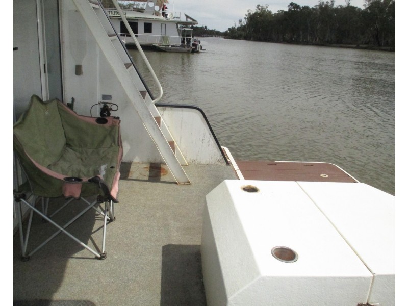 24/7 Houseboat, Yelta VIC 3505