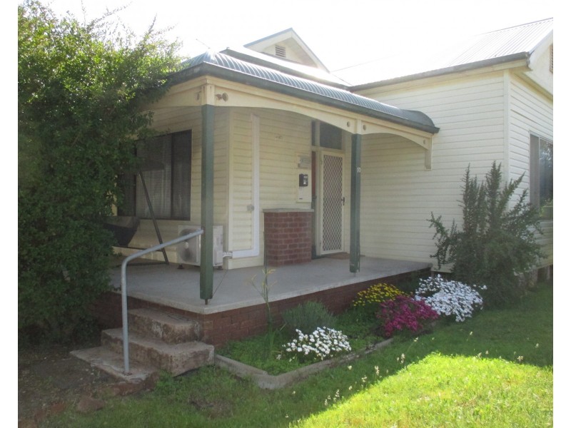 10 Mitchell Street, Ouyen VIC 3490