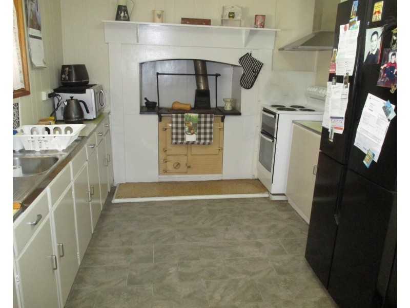 10 Mitchell Street, Ouyen VIC 3490