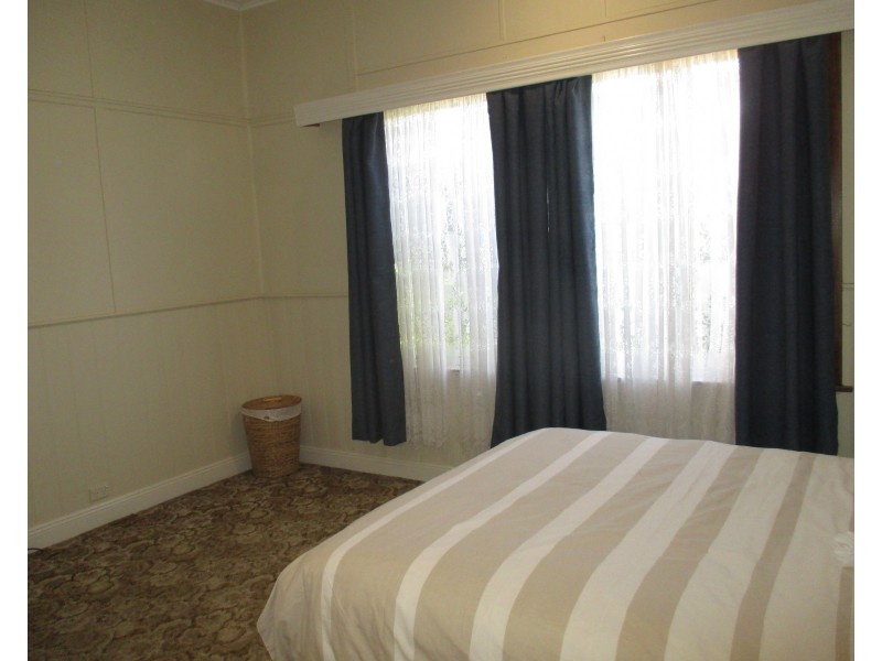 10 Mitchell Street, Ouyen VIC 3490