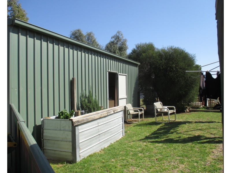 10 Mitchell Street, Ouyen VIC 3490