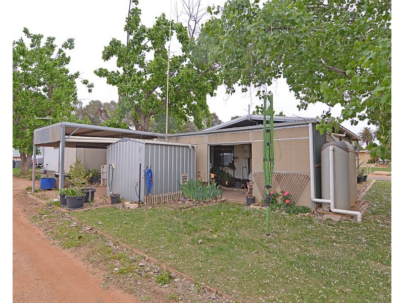 Site 52 Palms Caravan Park, Mildura VIC 3500