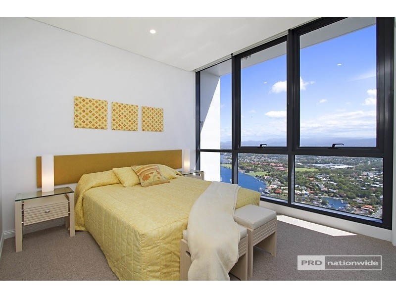 5511/2 Como Crescent, Southport QLD 4215
