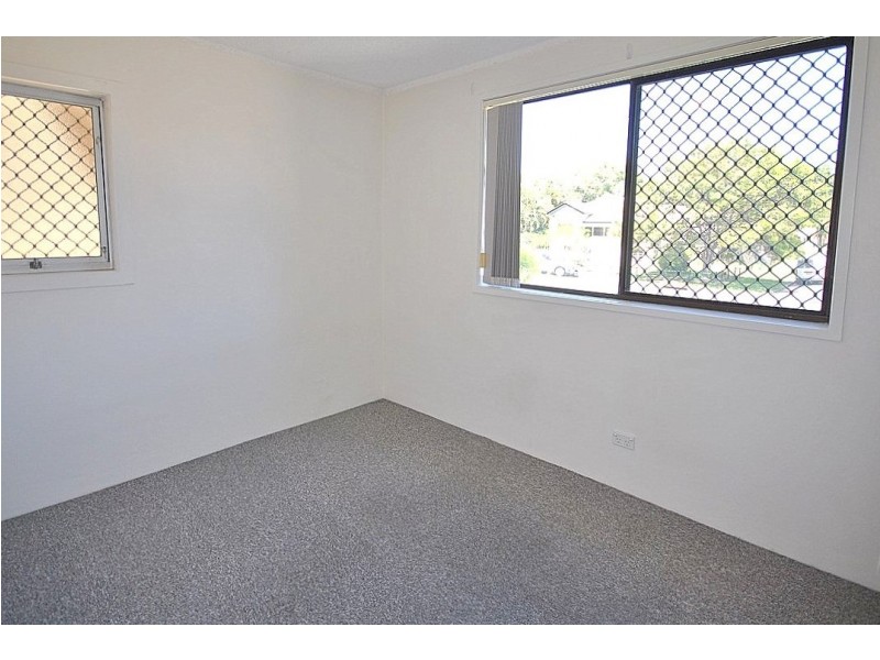 1/39 Lenneberg Street, Southport QLD 4215