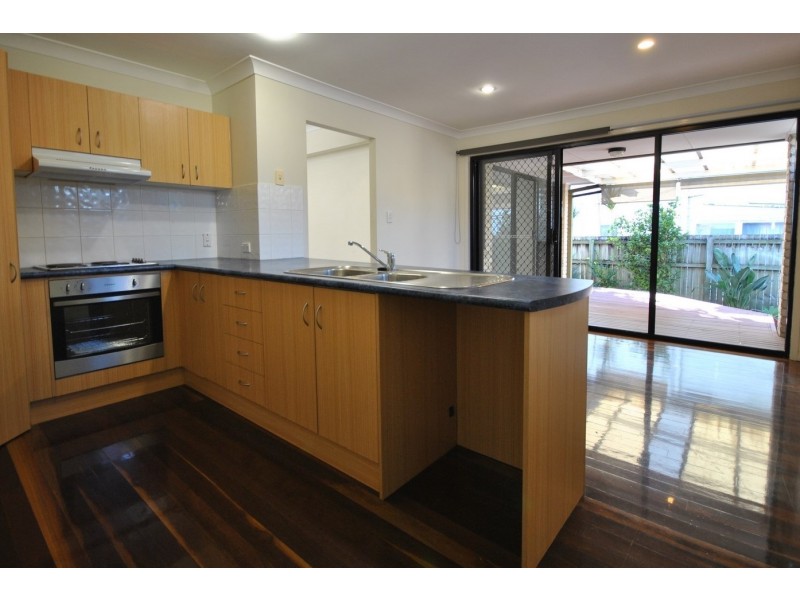 1a Sandy Court, Southport QLD 4215