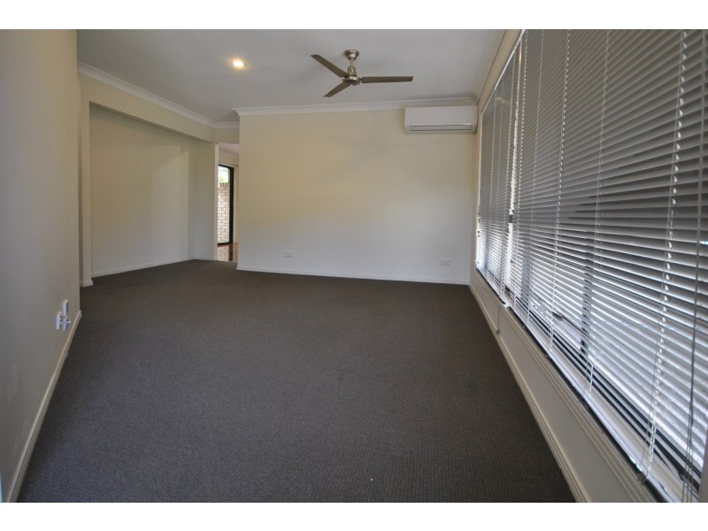 1a Sandy Court, Southport QLD 4215