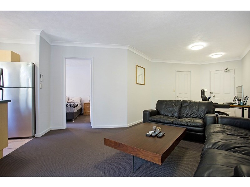 12/150 Marine Parade, Southport QLD 4215