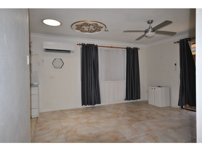 1/44 Walton Street, Southport QLD 4215