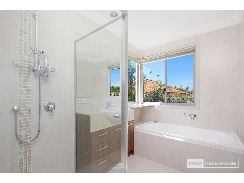 3/236 Queen Street, Southport QLD 4215