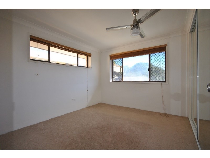 5/228 Marine Parade, Labrador QLD 4215