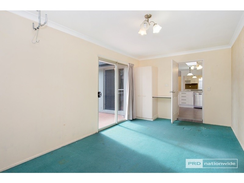 2/197 Central Street, Labrador QLD 4215