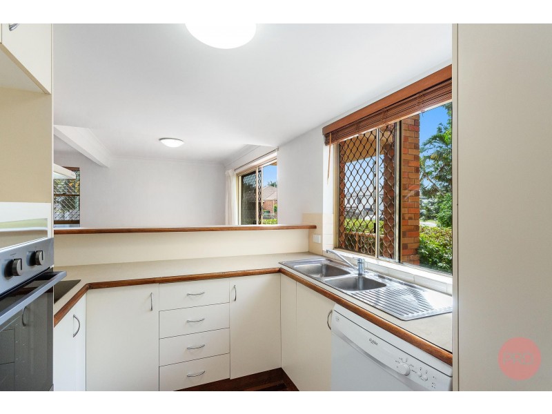1/35 Huth Street, Labrador QLD 4215