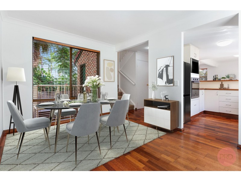 1/35 Huth Street, Labrador QLD 4215