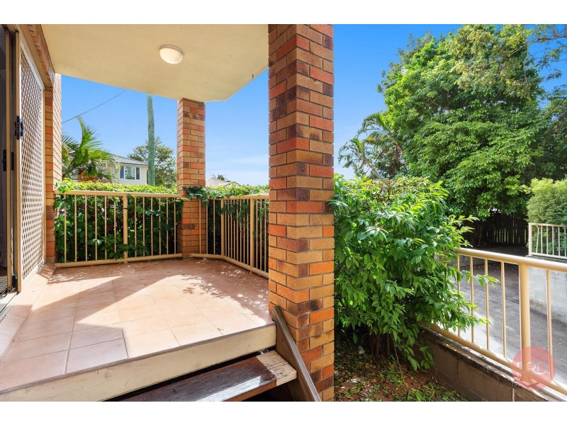 1/35 Huth Street, Labrador QLD 4215