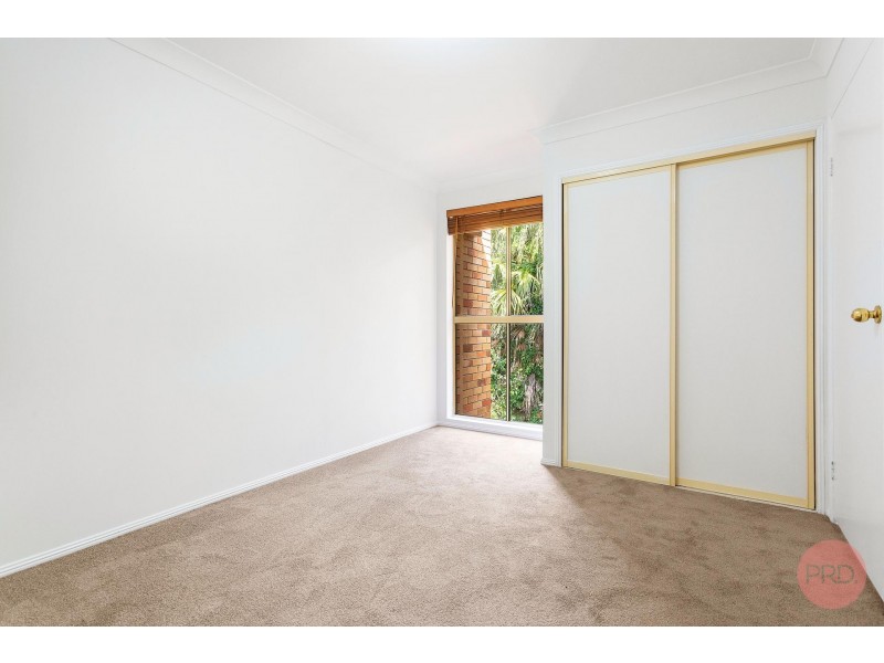 1/35 Huth Street, Labrador QLD 4215