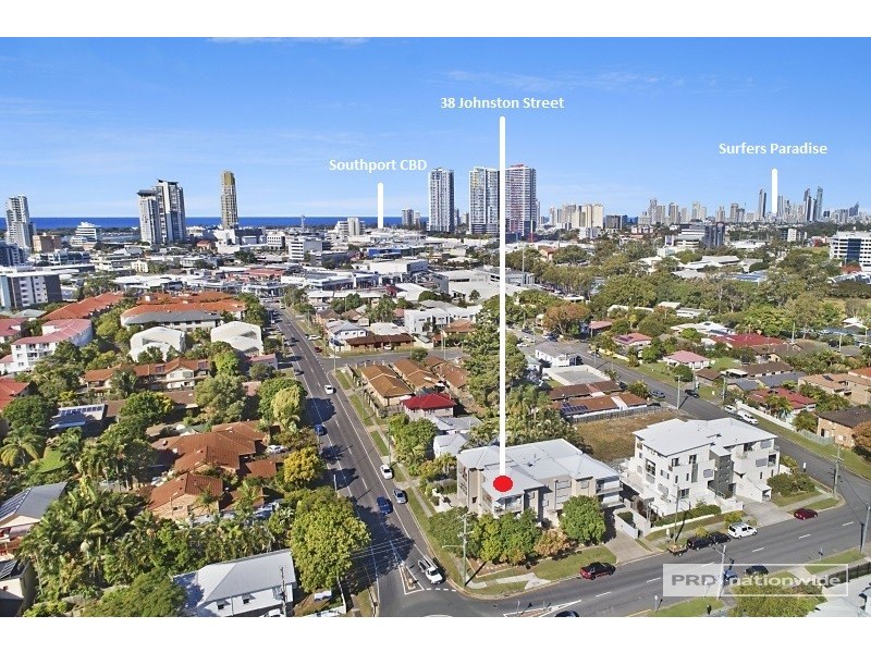 1/38 Johnston Street, Southport QLD 4215